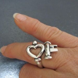 James Avery Key To My Heart ring